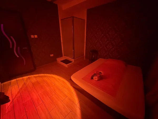 Treatment suite with private shower at Opaline Spa Dubai